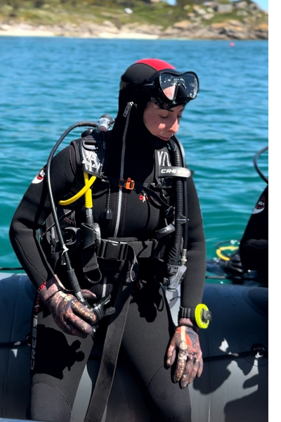 Vida a bordo con buceo en las Rías Baixas