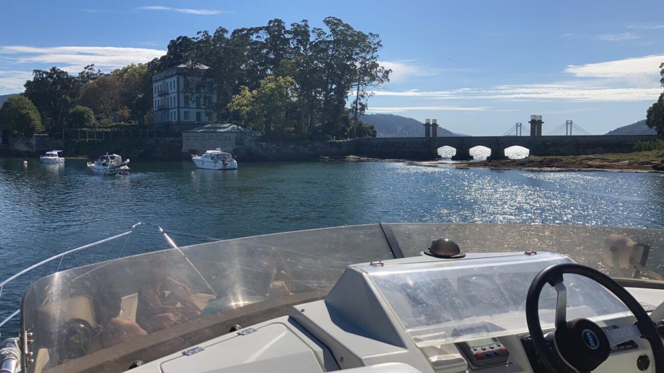 visitas guiadas barco rías Baixas